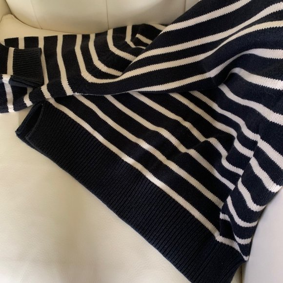 Bianca Nygard, Sweater 100% cotton, Size 10-12, M, Blue & White. - Picture 4 of 7